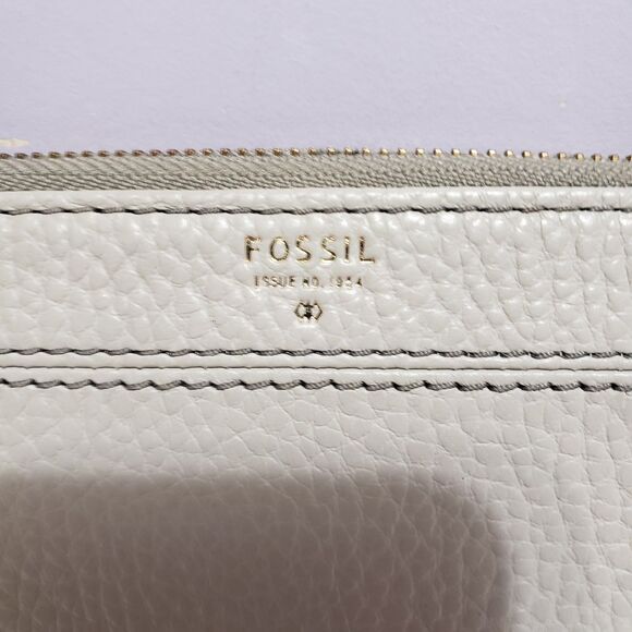 Fossil Gray Zip Around Leather Wallet 8"× 4" - Picture 2 of 8